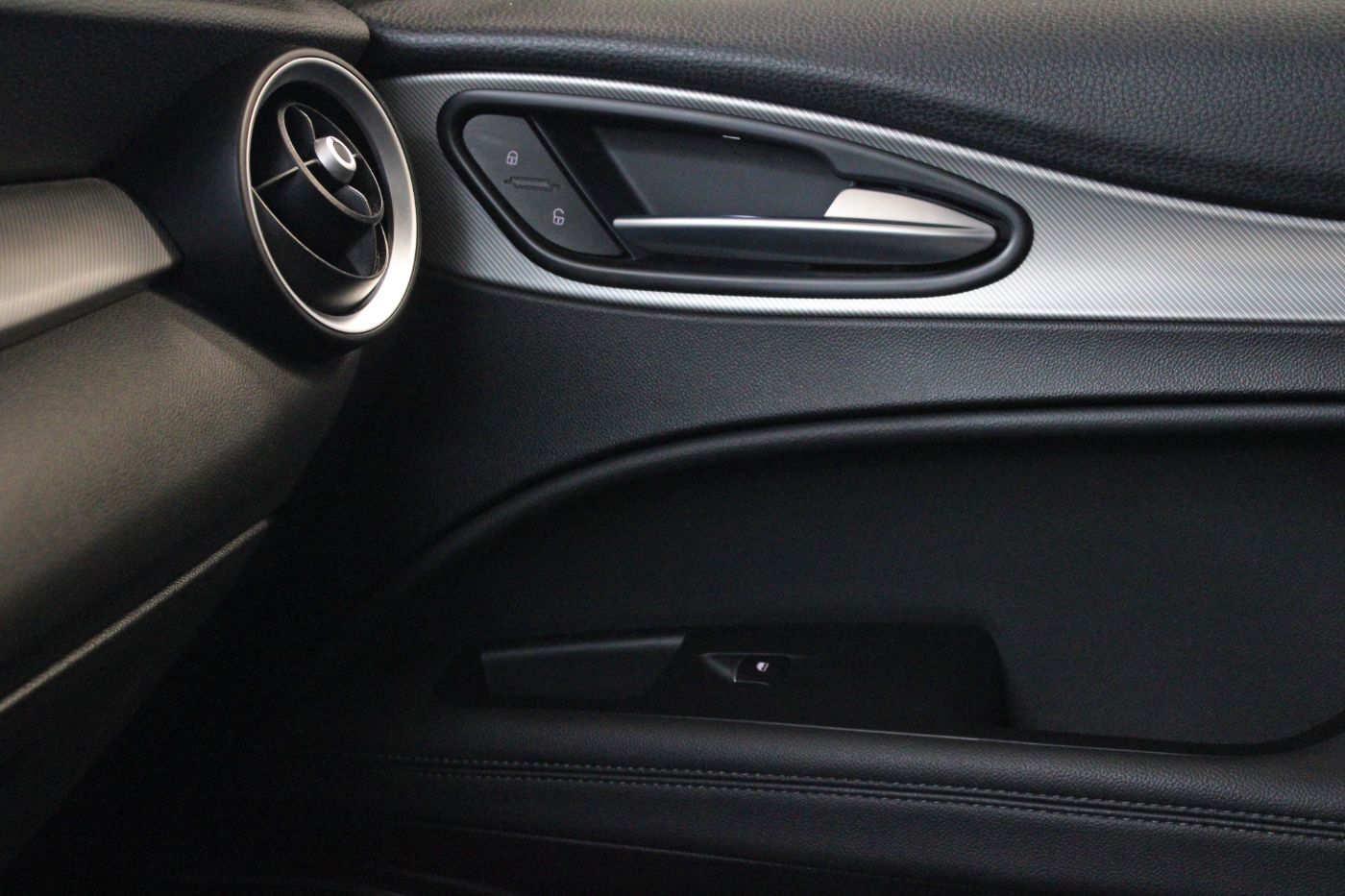 Alfa Romeo Stelvio Bild 18