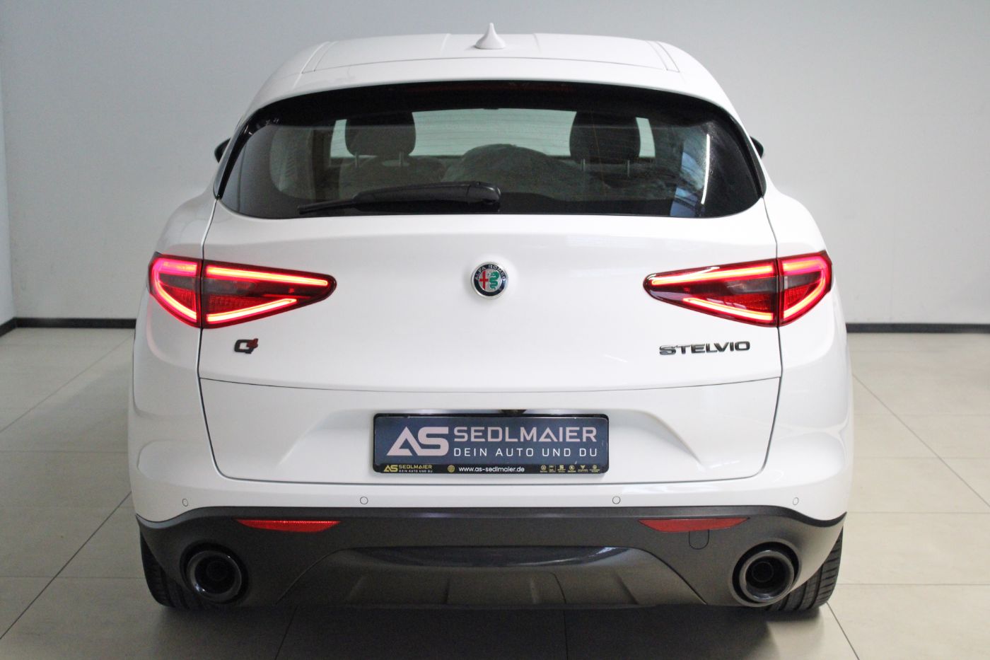 Alfa Romeo Stelvio Bild 2