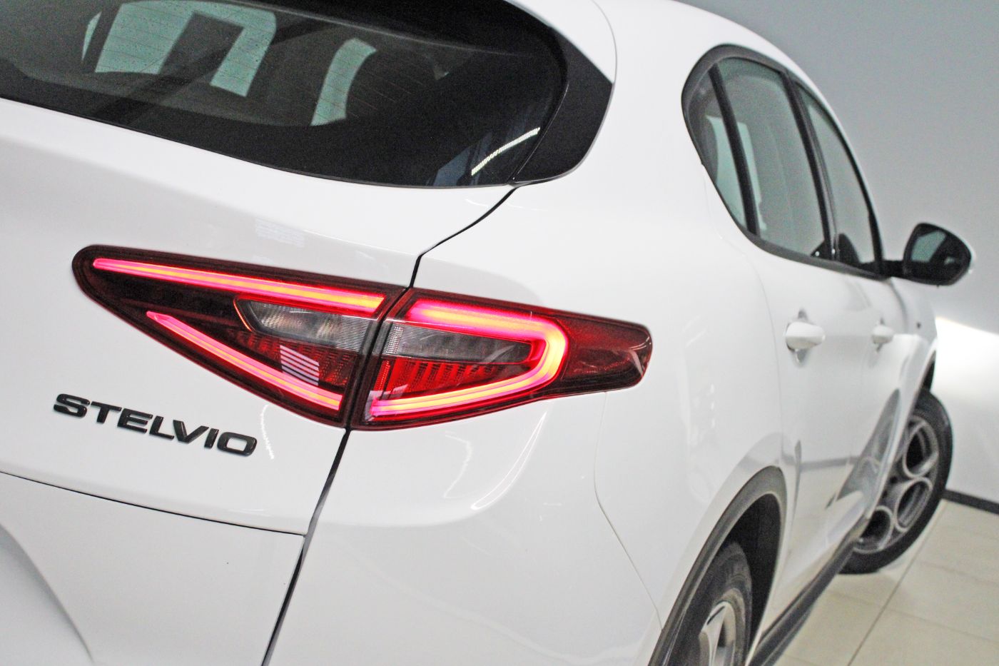 Alfa Romeo Stelvio Bild 8