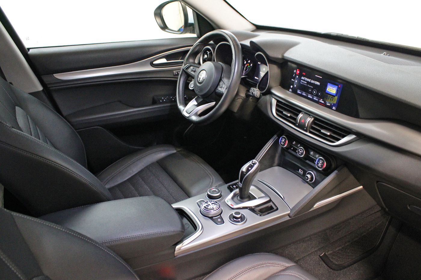 Alfa Romeo Stelvio Bild 10