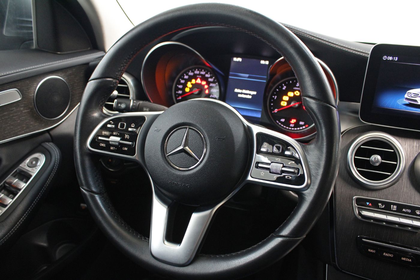 MERCEDES-BENZ C 200 Bild 12