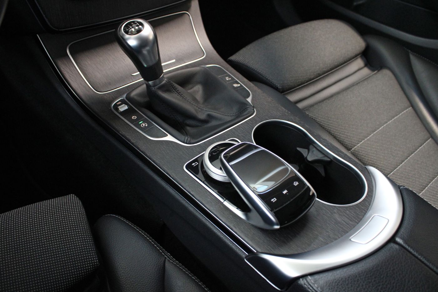 MERCEDES-BENZ C 200 Bild 14