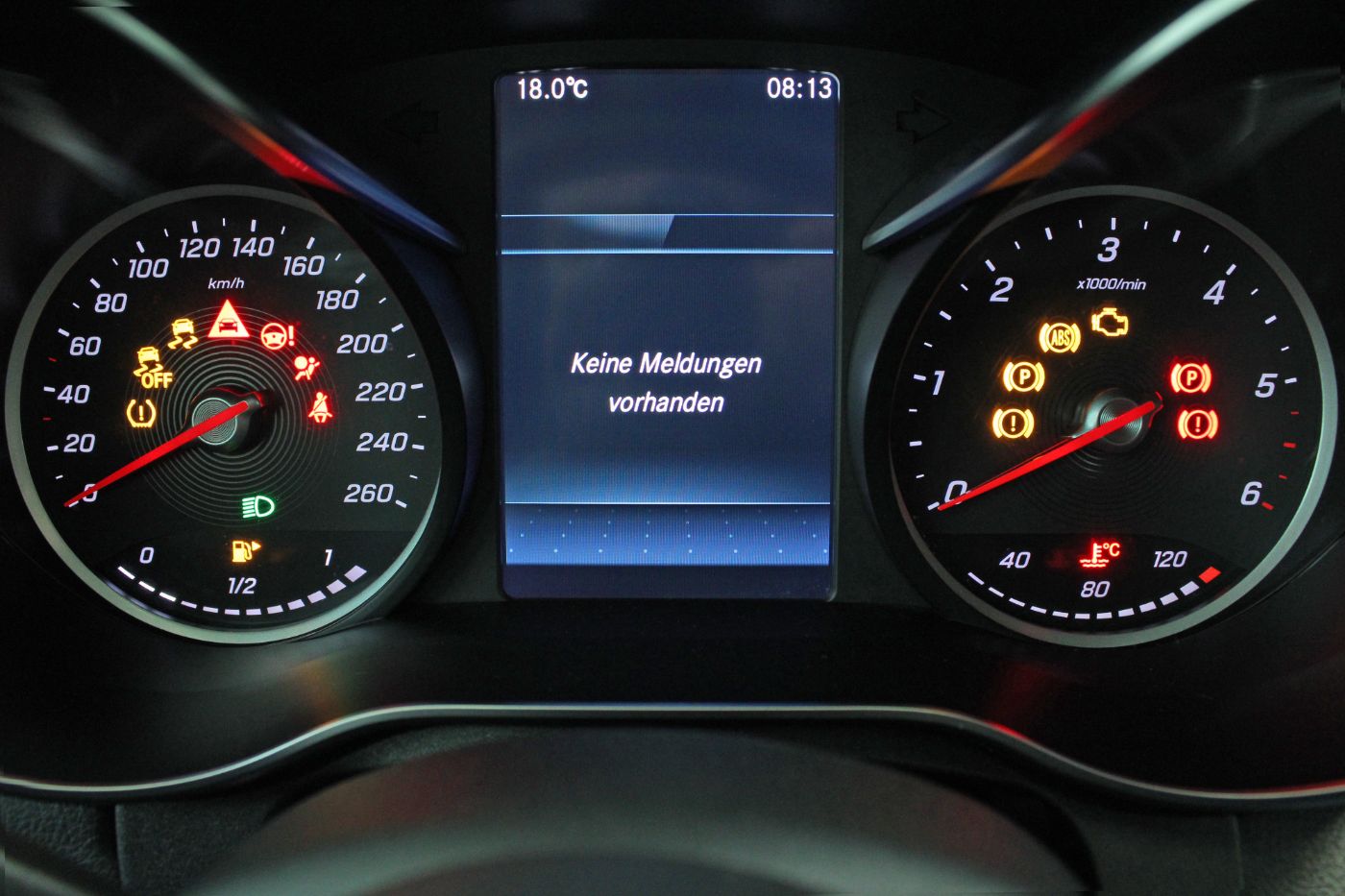 MERCEDES-BENZ C 200 Bild 11