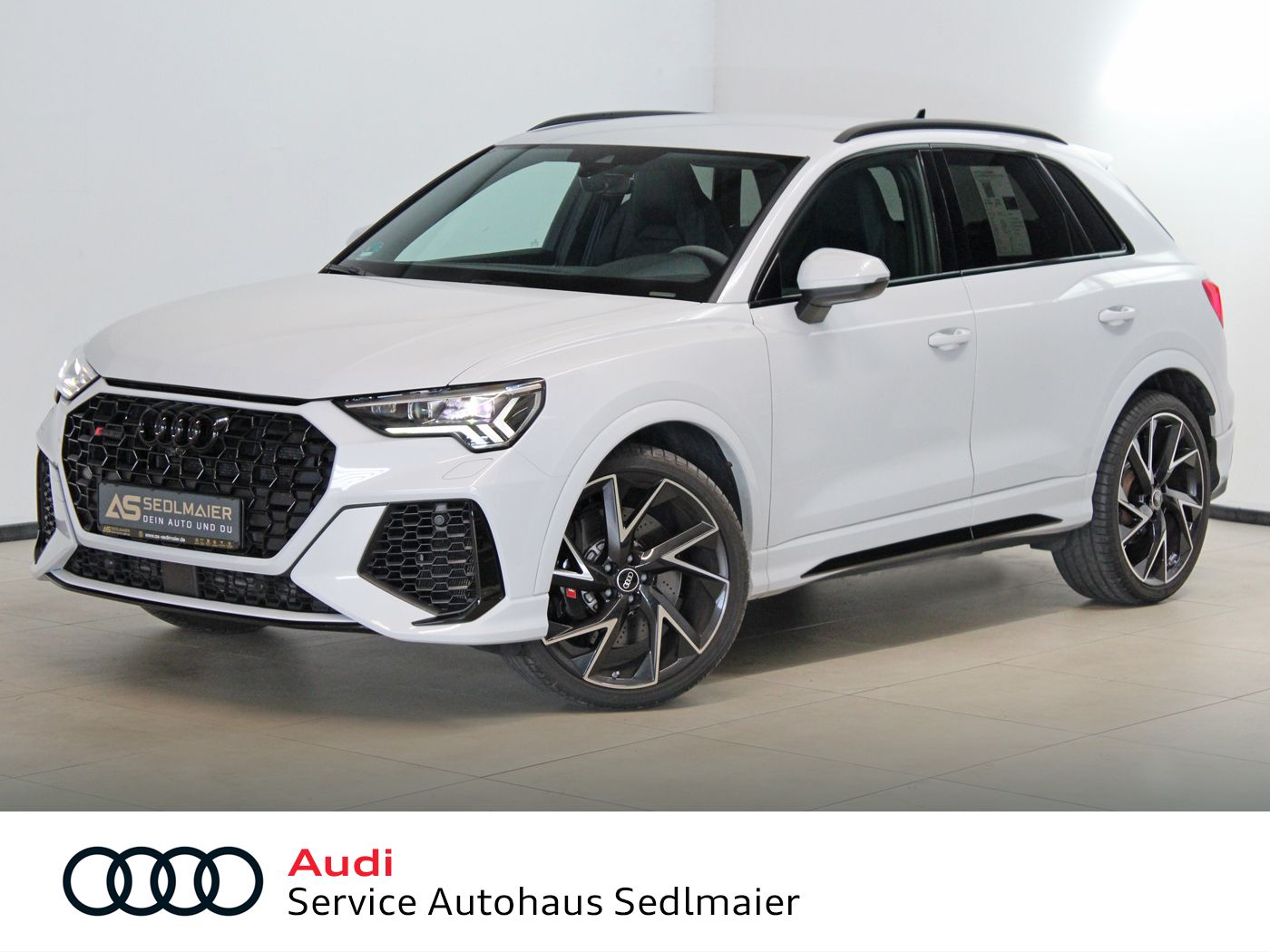 Audi RSQ3