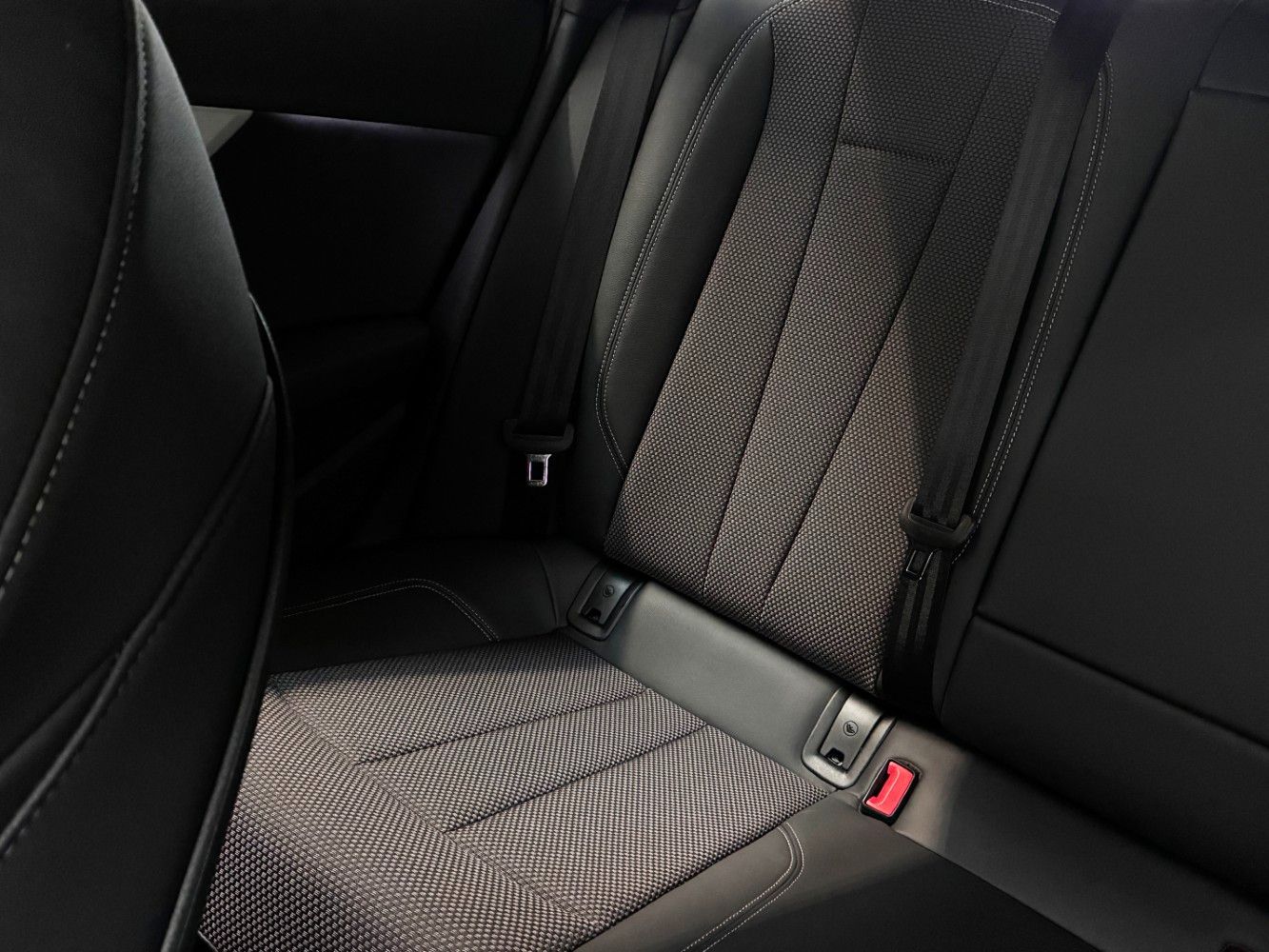 Audi A4 Bild 19